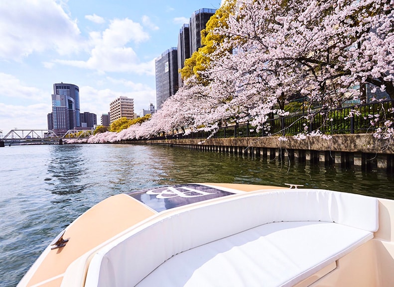 Not Seen in Everyday LifeEnjoy the scenery of Osaka