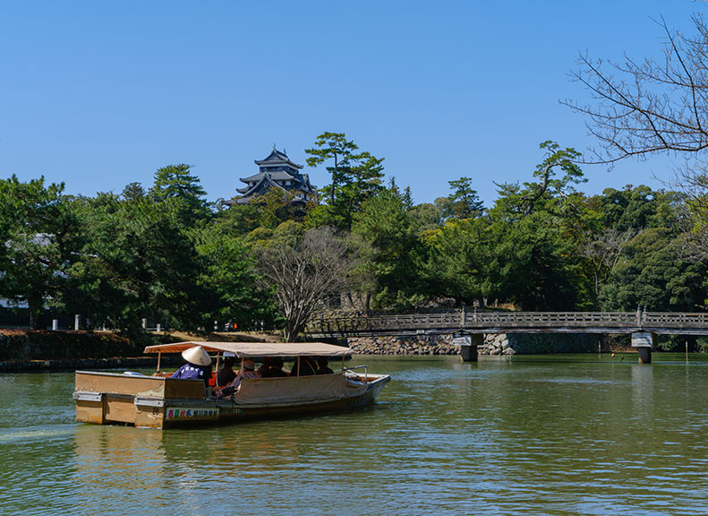 View of Matsue Castle from the boatPhoto shooting spot