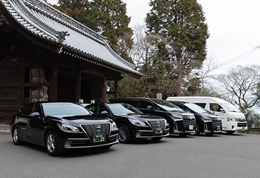 日新タクシー