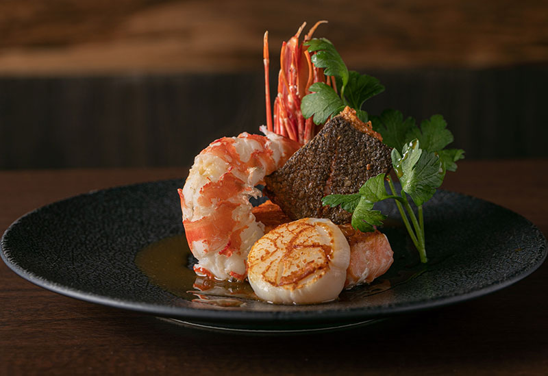 Teppan Dining SEEKS＞Teppan-Yaki Restaurant Long Popular in Namba