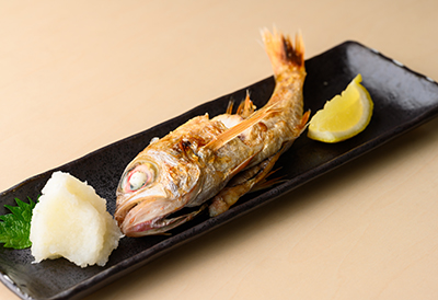 ＜Kamezo, Izakaya＞A Renowned Seafood Izakaya Showcasing the Flavours of ...