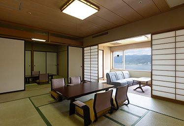 RAKO華乃井ホテル