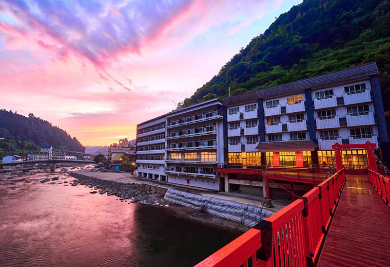 Amagase Onsen Seitenkaku