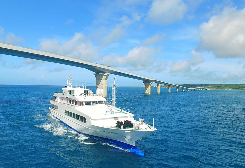 Bay Cruise Miyakojima Mont Blanc