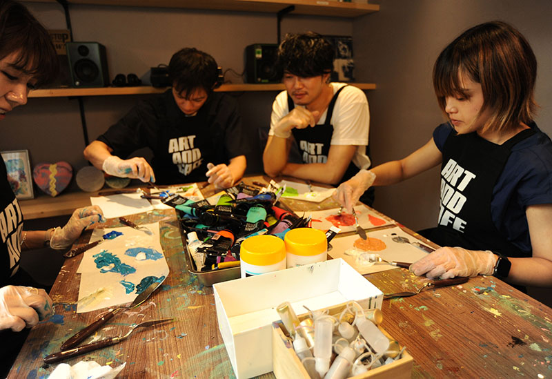 ART AND CAFE 原宿店