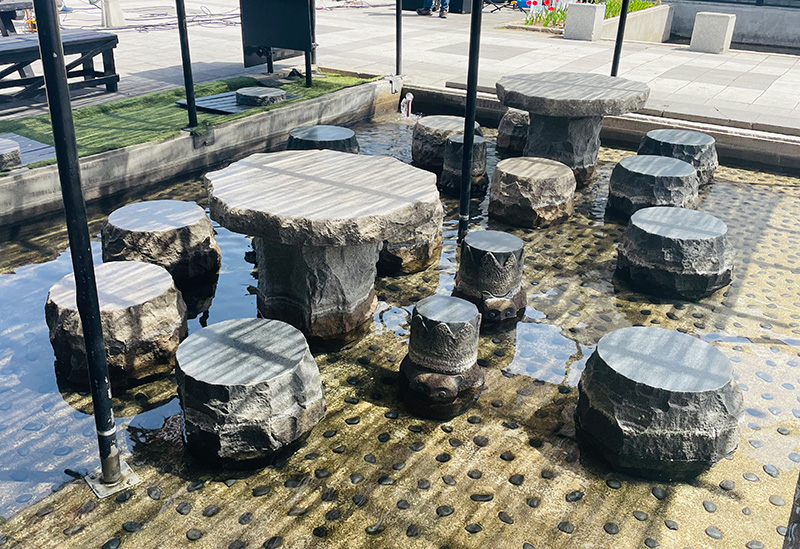 Tsugaru Traditional Crafts Center