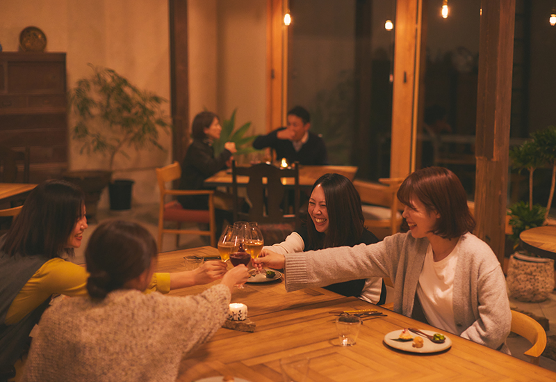 hibi, a multi-use lifestyle complex
