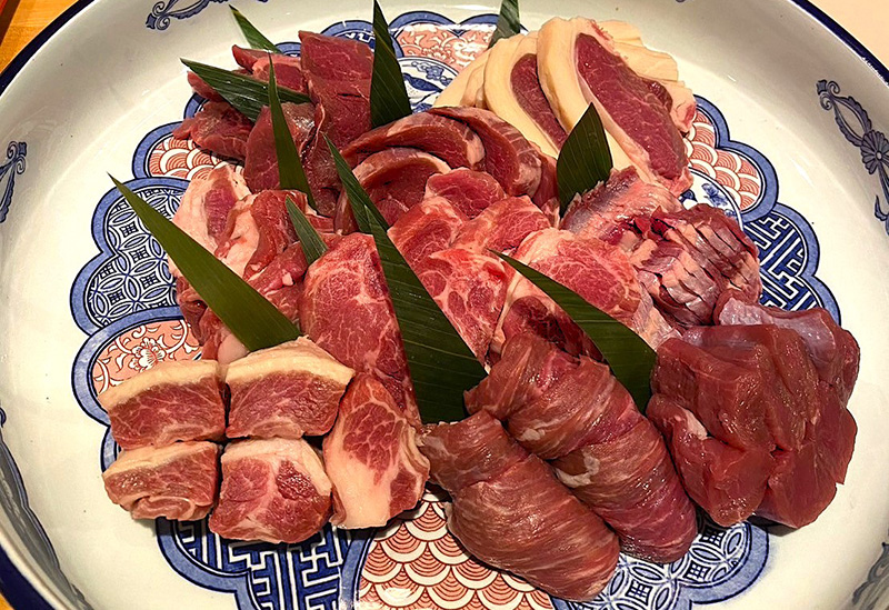 Be, Raw lamb Genghiskhan