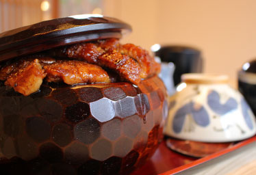 なまずや 丸の内分店