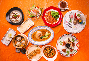 くつろぎ中華ダイニング家座冨