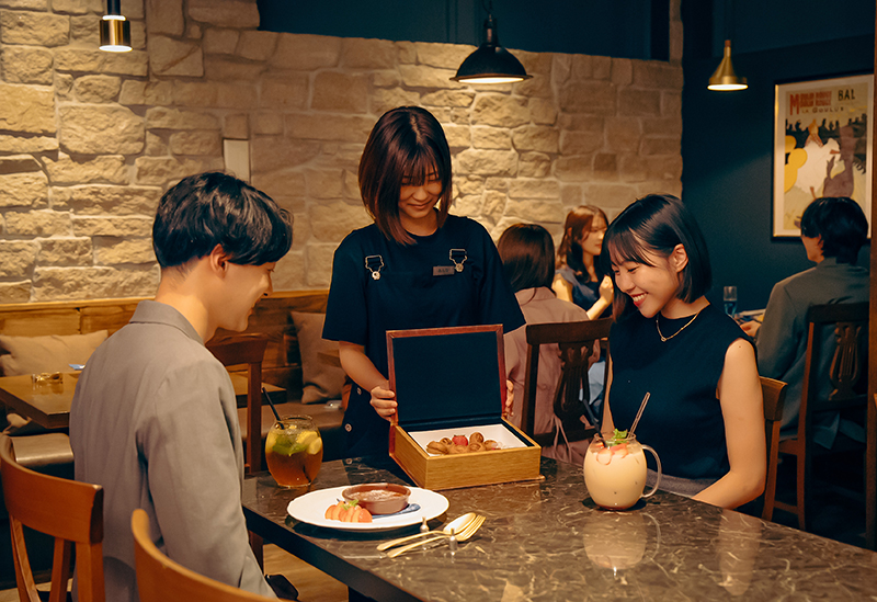 Antique Chic Brooch Yokohama