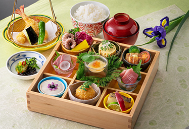 日本料理　吉備膳