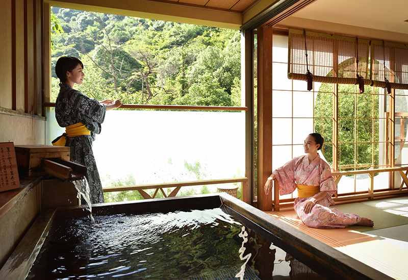 奥道後 壱湯の守